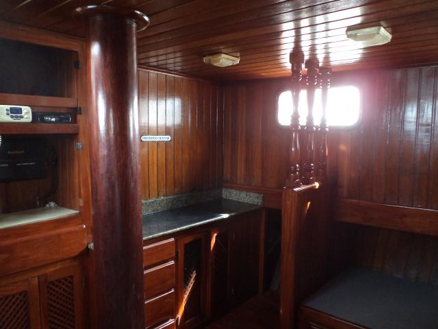 Escuna Lady Carla - Passeios e Aluguel Salvador-BA