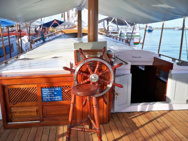 Escuna Lady Carla - Passeios e Aluguel Salvador-BA